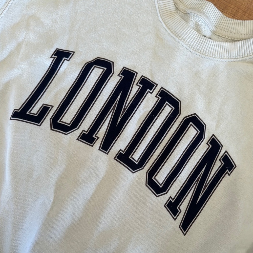 White London Women's Sweater - Picture 2 of 2